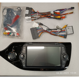Штатная магнитола Carmedia MKD-8039-S10 Kia Ceed II (2012+) (рамка глянец)