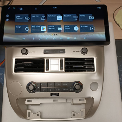 Штатная магнитола Carmedia KP-I1232 INFINITY QX56 (2007-2010) (Наличие СПБ)
